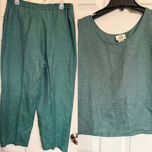 Sandy Starkman linen blend set! Top is L Bottom is M! Cool airy breezy comfy